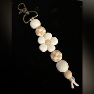 White and Tan Beaded Keychain/Purse Charm with Flower